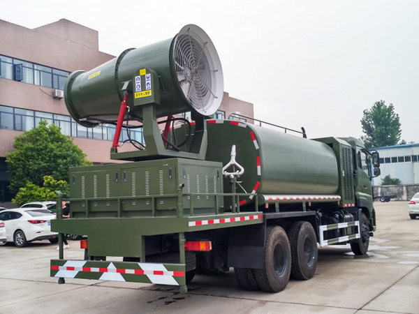 16方東風天龍霧炮車